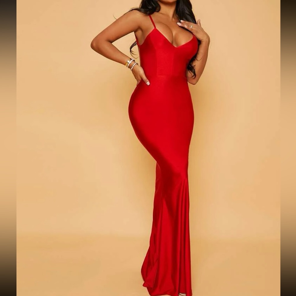 SEE VIDEO Backless Red. Glamour dress, red dress, long dress, Valentine’s Day